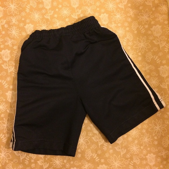 [champion] boy’s athletic shorts 5/6 - Picture 2 of 6